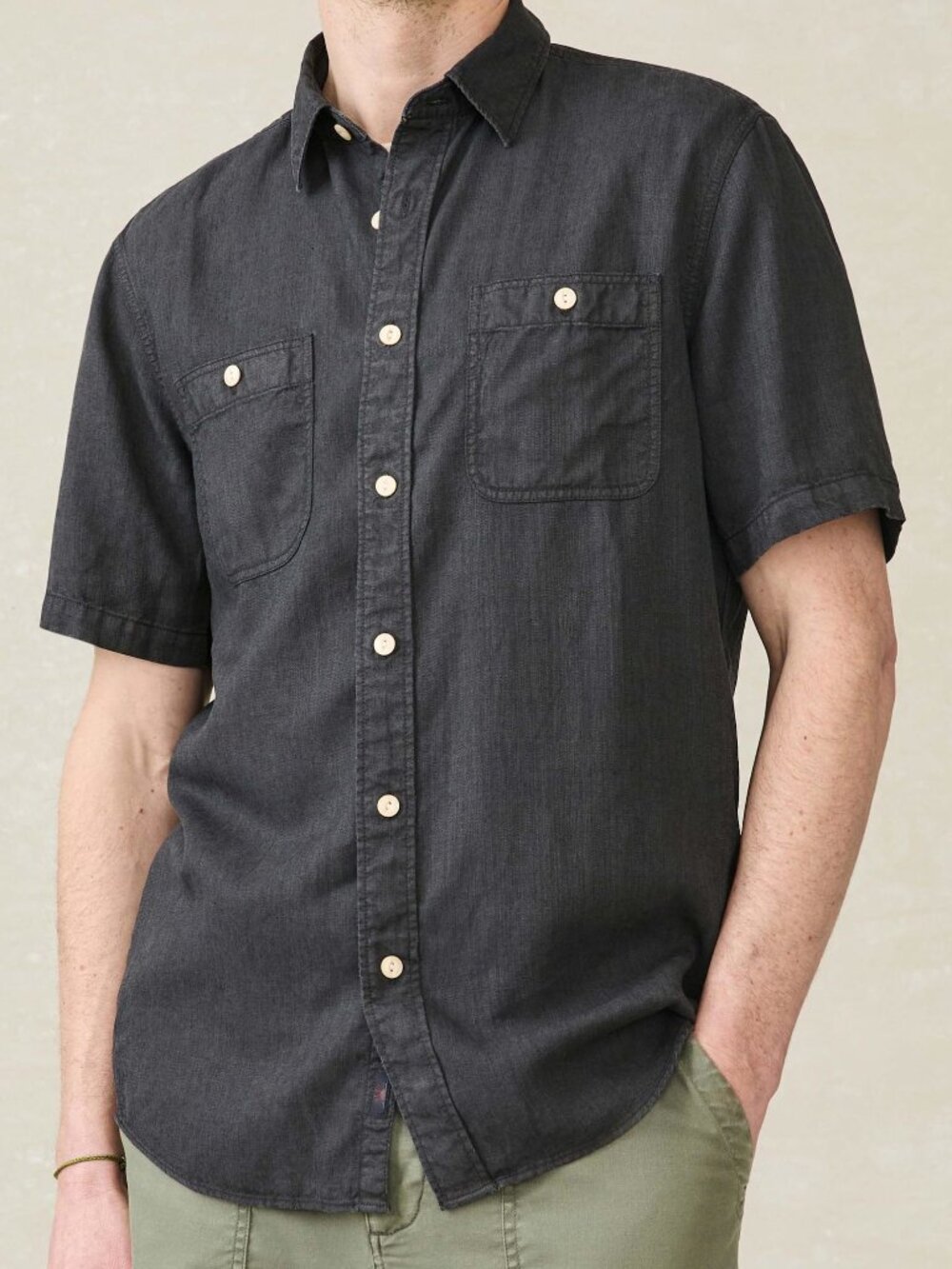 Faherty Men's Tried & True Chambray Short Sleeve Shirt Size XL NWT Durango Black